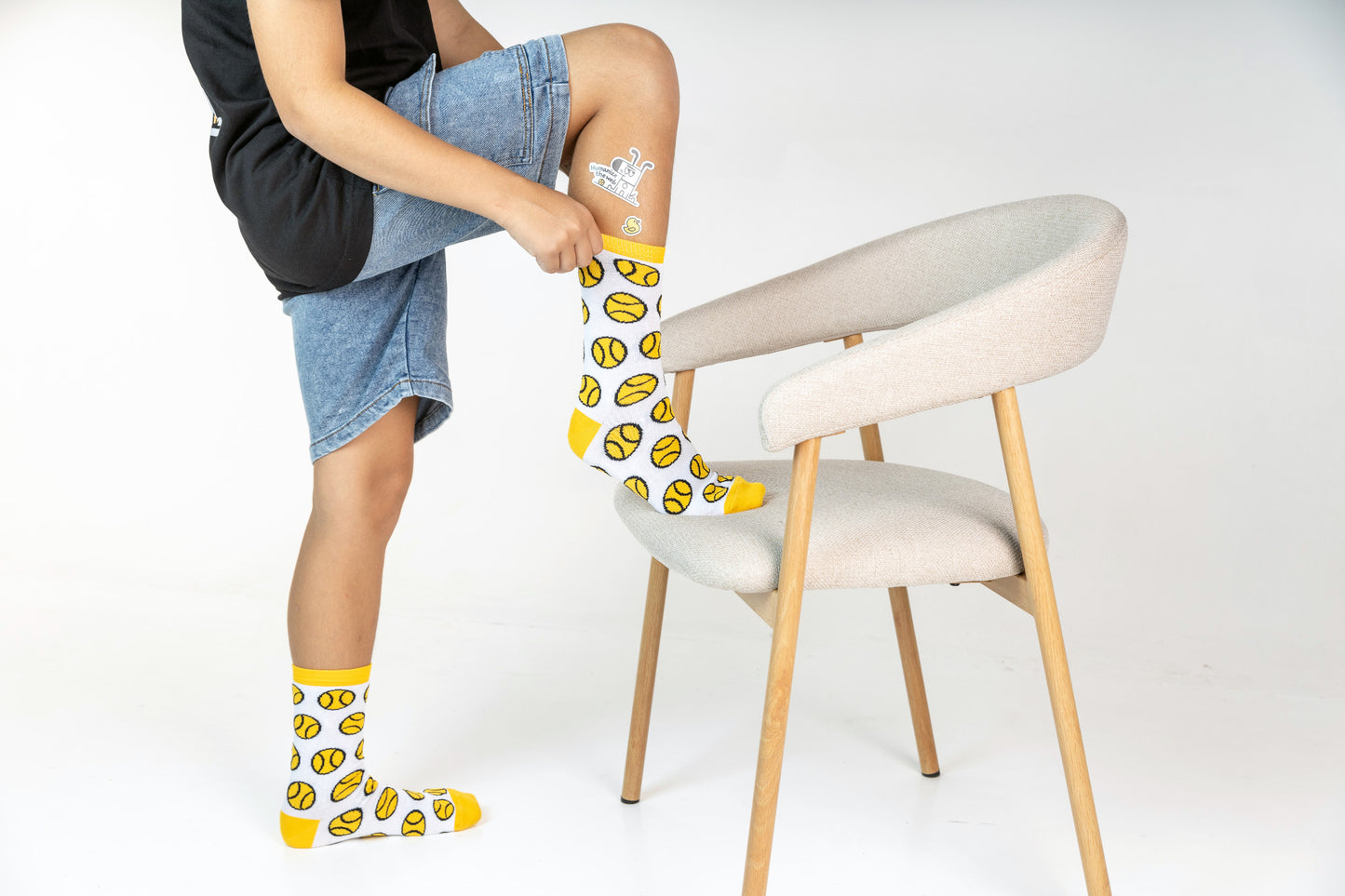 Doggo Ball Socks - White & Yellow